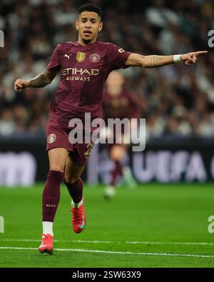 Madrid, Spanien. Februar 2025. Savinho aus Manchester City spielte während des Spiels der UEFA Champions League am 19. Februar 2025 in Madrid Spanien im Santiago Bernabeu Stadion. (Foto: Bagu Blanco/PRESSINPHOTO) Credit: PRESSINPHOTO SPORTS AGENCY/Alamy Live News Stockfoto
