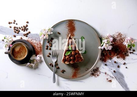 Hausgemachtes glutenfreies Tiramisu traditionelles italienisches Dessert Stockfoto