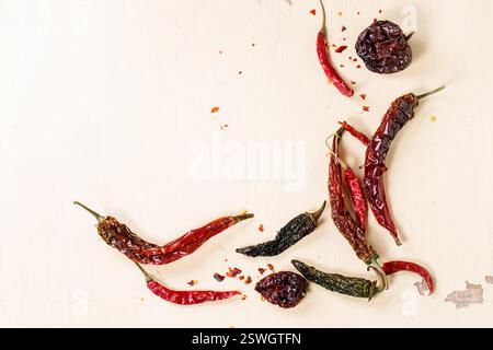 Rote scharfe Chilischoten Stockfoto