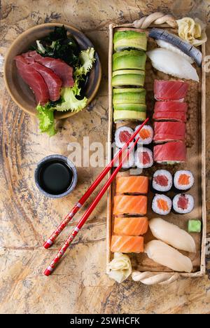 Sushi set, Rolls, Nigiri und sashimi Stockfoto