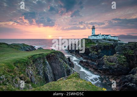 Fanad Lighthouse im Morning Light, County Donegal, Irland Stockfoto