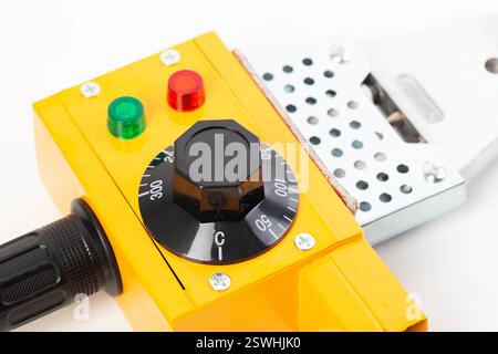 Elektrischer Lötkolben für Sanitär zum Schweißen von Polypropylenrohren, Nahaufnahme. Stockfoto