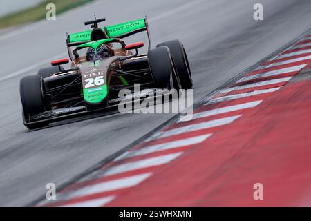 BARCELONA, SPANIEN – 20. FEBRUAR: Javier Sagrera aus Spanien und AIX Racing (26) fahren während der Formel-3-Tests auf dem Circuit de Barcelona-Catalunya auf der Strecke Stockfoto