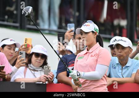 Pattaya, Thailand. Februar 2024. Moriya Jutanugarn aus Thailand in Aktion während der zweiten Runde des LPGA Honda Thailand Golfturniers. (Foto: Kittinun Rodsupan/SOPA Images/SIPA USA) Credit: SIPA USA/Alamy Live News Stockfoto