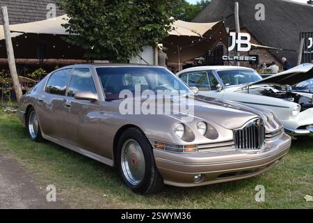 Beesd, Niederlande - 13. September 2024: 1999 Packard zwölf Concept Car Stockfoto