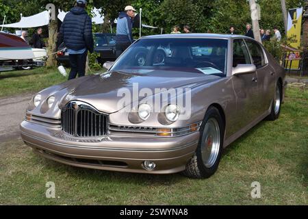 Beesd, Niederlande - 13. September 2024: 1999 Packard zwölf Concept Car Stockfoto