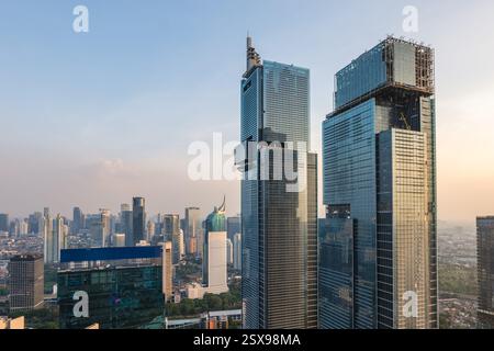 Landschaft des zentralen Geschäftsviertels von Jakarta, der Hauptstadt Indonesiens Stockfoto