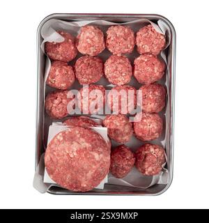 Isolierte halbfertige Schnitzel und Fleischbällchen Stockfoto