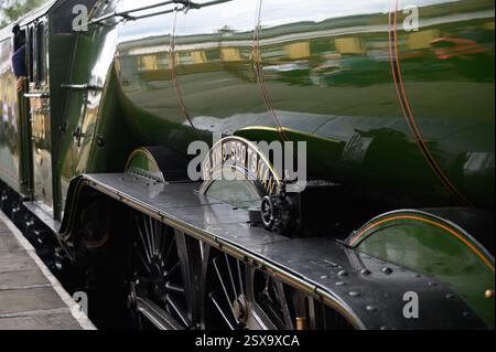 Der Flying Scotsman auf seiner hundertjährigen Tour auf der Bluebell Line Stockfoto