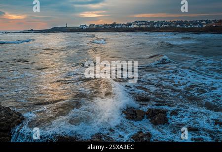 Dramatisches Abendlicht auf dem Fluss Forth bei Anstruther in Fife, Schottland Stockfoto