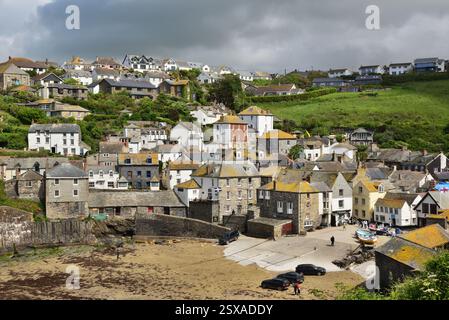 Port Isaac, Cornwall, das als Kulisse für Portwenn in der ITV-Serie Doc Martin verwendet wurde Stockfoto