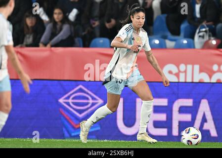 Leila Ouahabi (15) aus Spanien, die während eines Spiels zwischen den Nationalmannschaften Spaniens und Belgiens, die Red Flames genannt wurden, am ersten Spieltag in der Gruppe A3 des Wettbewerbs der Women's Nations League 2024-25, am Sonntag, den 21. Februar 2025 in Valencia, Spanien, dargestellt wurde. FOTO SPORTPIX | David Catry Stockfoto