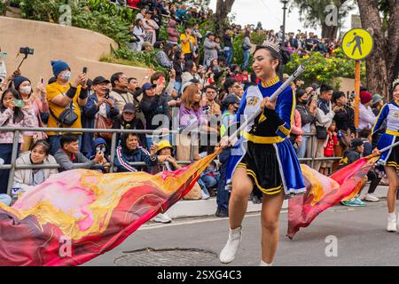 Quezon City, Quezon, Philippinen. Februar 2025. Eine Marschkapelle von lokalen Universitäten und Colleges nehmen NUR an der REDAKTIONELLEN NUTZUNG Teil (Credit Image: © Kenosis Yap/ZUMA Press Wire)! Nicht für kommerzielle ZWECKE! Stockfoto
