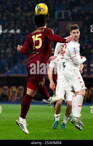 Rom, Italien. Februar 2025. Mats Hummels von AS Roma Titelverteidiger während des Fußballspiels der Serie A zwischen AS Roma und AC Monza im Olimpico-Stadion in Rom (Italien), 24. Februar 2025. Quelle: Insidefoto/Alamy Live News Stockfoto