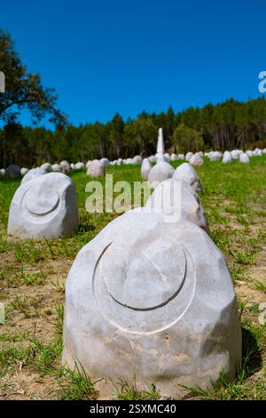 Grabsteine auf dem Friedhof Sungubayiri oder Sungubayiri Sehitligi auf der Halbinsel Gallipoli Stockfoto