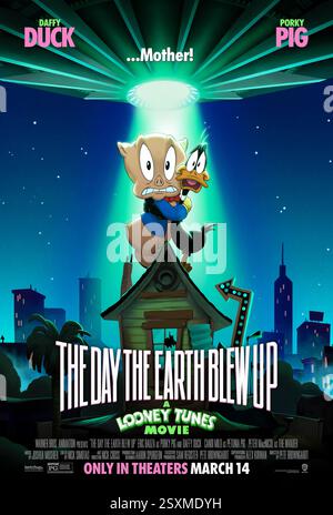 The Day the Earth Explow Up: A Looney Tunes Movie (2024) von Pete Browngardt mit Eric Bauza, Candice Milo und Peter MacNicol. Porky Pig und Daffy Duck retten in diesem animierten Comedy-Abenteuer die Erde vor einer außerirdischen Invasion. US-Poster NUR FÜR REDAKTIONELLE ZWECKE. Quelle: BFA / Warner Bros Stockfoto