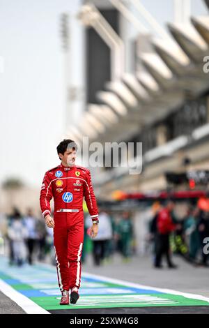 Sakhir, Bahrain. Februar 2025. Charles Leclerc (MON) Ferrari. 26.02.2025. Formel-1-Test, Sakhir, Bahrain, Tag 1. Quelle: James Moy/Alamy Live News Stockfoto