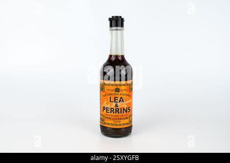 Lea und Perrins Worcestershire Sauce Flasche – Wales, Großbritannien – 18. Februar 2025 Stockfoto