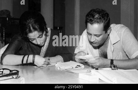 Indische Bollywood-Regisseur, Guru Dutt und Mala Sinha, Indien, Asien Stockfoto