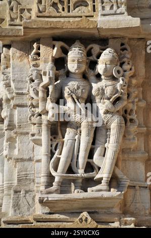 Skulptur auf Neelkanth mahadev jain Tempel chittorgarh rajasthan indien Asien Stockfoto