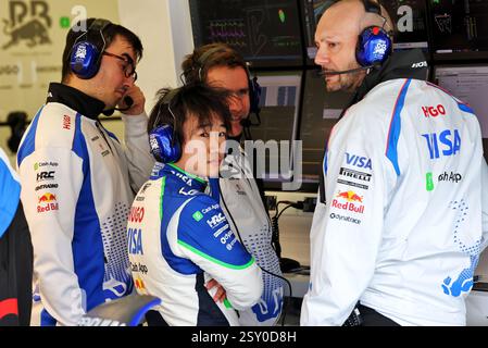 Sakhir, Bahrain. Februar 2025. Yuki Tsunoda (JPN) Rennbullen. 26.02.2025. Formel-1-Test, Sakhir, Bahrain, Tag 1. Quelle: James Moy/Alamy Live News Stockfoto