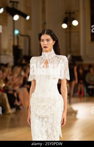 Annies Ibiza AW25 London Fashion Week Runway Show am 22. Februar 2025. In der George St 1 in London, Großbritannien. Stockfoto