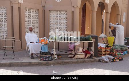 Obst- und Gemüsesuk auf dem Nizwa Market (Souk) Oman Stockfoto