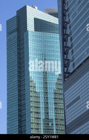 Glas verkleidete Gebäude, Tokyo, japan Stockfoto