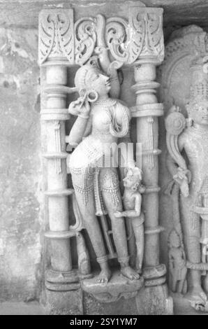 Statue Rani KI vav, Stepwell, patan, Gujarat, Indien, Asien Stockfoto