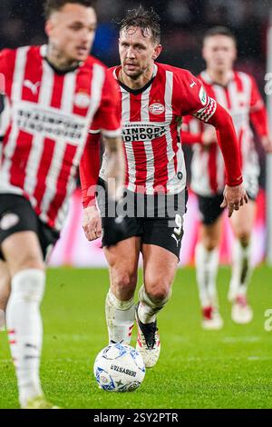 Eindhoven, Niederlande. Februar 2025. EINDHOVEN, NIEDERLANDE - 26. FEBRUAR: Luuk de Jong von PSV dribbelt während des niederländischen TOTO KNVB Beker-Spiels zwischen PSV und Go Ahead Eagles im Philips Stadion am 26. Februar 2025 in Eindhoven, Niederlande. (Foto von Joris Verwijst/Orange Pictures) Credit: Orange Pics BV/Alamy Live News Stockfoto