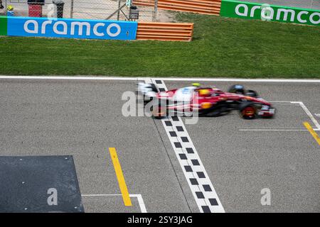 26.02.2025, Bahrain International Circuit, Sakhir, Formel 1 Testfahrten Bahrain 2025, im Bild Lewis Hamilton (GBR), Scuderia Ferrari HP Stockfoto