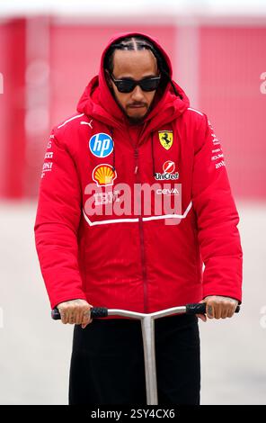 Ferrari-Fahrer Lewis Hamilton am zweiten Tag der Vorsaisontests auf dem Bahrain International Circuit in Sakhir. Bilddatum: Donnerstag, 27. Februar 2025. Stockfoto