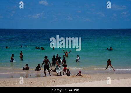Jaffna. Februar 2025. Dieses am 23. Februar 2025 aufgenommene Foto zeigt die Küstenlandschaft in Jaffna, Sri Lanka. Jaffna liegt im Norden Sri Lankas und ist eine Küstenstadt, die während eines langen Bürgerkriegs schwer verwüstet wurde. Heute haben die Menschen hier ein neues Leben aufgenommen. Quelle: Wu Yue/Xinhua/Alamy Live News Stockfoto