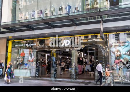 JD Sports Sportswear Shop in Pitt Street, Sydney City Centre, NSW, Australien, Sommer 2025 Stockfoto
