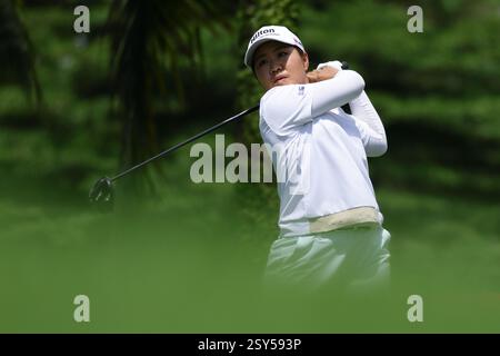 Singapur, Singapur. Februar 2025. Die japanische NASA Hataoka tritt am 27. Februar 2025 in der ersten Runde der HSBC Women's World Championship 2025 im Sentosa Golf Club in Singapur an. (Foto: Suhaimi Abdullah/NurPhoto) Credit: NurPhoto SRL/Alamy Live News Stockfoto