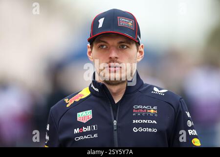 BAHRAIN, BAHRAIN - 27. FEBRUAR: Max Verstappen aus den Niederlanden und Oracle Red Bull Racing am zweiten Tag der F1-Tests auf dem Bahrain International Circuit am 27. Februar 2025 in Bahrain, Bahrain. (Foto: Qian Jun/Alamy Live News) Stockfoto