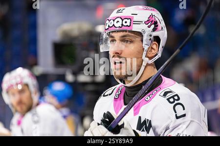 Kloten, Schweiz, 24. Januar 2025: #87 Marco Pedretti, Stürmer HC Ajoie. (Foto: Jonas Philippe/dieBildmanufaktur) Stockfoto
