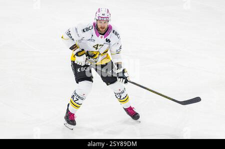Kloten, Schweiz, 24. Januar 2025: #47 Marco Maurer, Verteidiger HC Ajoie. (Foto: Andreas Haas/dieBildmanufaktur) Stockfoto