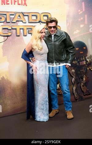 Millie Bobby Brown, Jake Bongiovi nimmt am 27. Februar 2025 in Madrid, Spanien, an der European Premiere „The Electric State“ im Callao Cinema Teil. Stockfoto