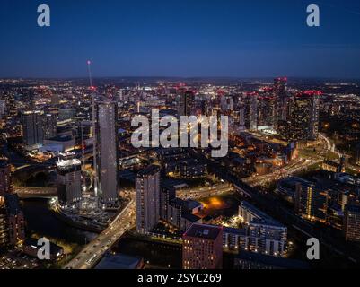 Sonnenaufgang über Manchester Deansgate Square und Castlefield Stockfoto