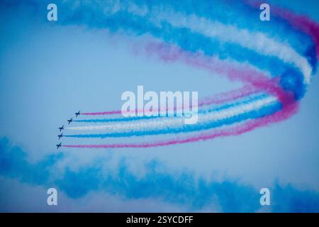 GB - DEVON: RAF Rote Pfeile werden auf der englischen Riviera Airshow angezeigt Stockfoto