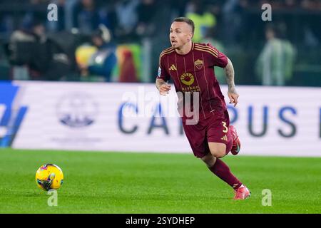 Rom, Italien. Februar 2025. Angelino von AS Roma während des Spiels der Serie A Enilive zwischen AS Roma und AC Monza im Stadio Olimpico am 24. Februar 2025 in Rom. Quelle: Giuseppe Maffia/Alamy Live News Stockfoto