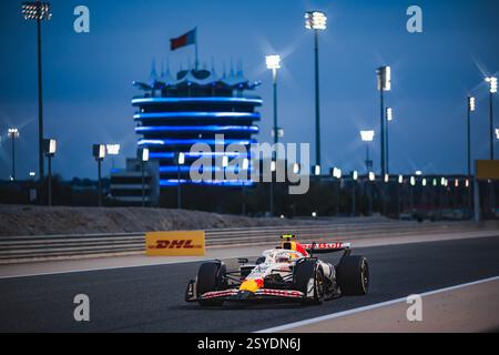 22 TSUNODA Yuki (JAP), Visa Cash App RB F1 Team VCARB02 während der Formel 1 Aramco Vorsaison Tests 2025 der FIA Formel 1 Weltmeisterschaft 2025 vom 26. Bis 28. Februar 2025 auf dem Bahrain International Circuit in Sakhir, Bahrain Stockfoto