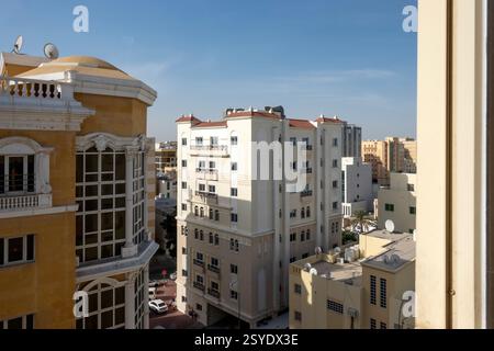 Blick aus einem hohen Winkel auf die Al Muntaza Gebäude Doha Katar Stockfoto