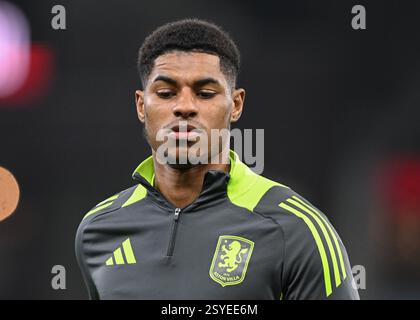 Birmingham, Großbritannien. Februar 2025. Marcus Rashford von Aston Villa wärmt sich vor dem Spiel der fünften Runde des FA Cup in Villa Park, Birmingham auf. Der Bildnachweis sollte lauten: Cody Froggatt/Sportimage Credit: Sportimage Ltd/Alamy Live News Stockfoto