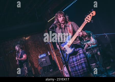 Richmond VA, USA, 24. Februar 2025, schottisches Trio High Fade, das in der Richmond Music Hall als Teil ihrer US-Tour auftrat, Credit: Ben Lahoussine/Alamy Stockfoto