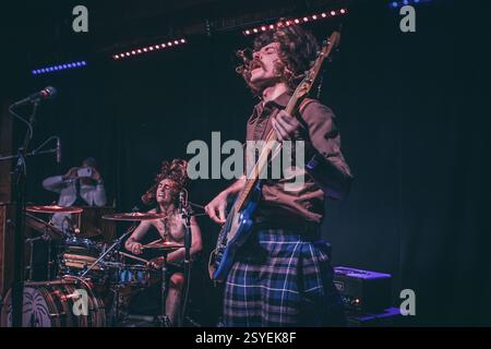 Richmond VA, USA, 24. Februar 2025, schottisches Trio High Fade, das in der Richmond Music Hall als Teil ihrer US-Tour auftrat, Credit: Ben Lahoussine/Alamy Stockfoto