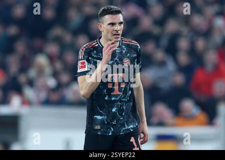 Stuttgart, Deutschland. Februar 2025. Fußball 1. Bundesliga 24. Spieltag VfB Stuttgart - FC Bayern München am 28.02.2025 in der MHP Arena in Stuttgart Joao Palhinha ( München ) DFL-Vorschriften verbieten jede Verwendung von Fotografien als Bildsequenzen und/oder Quasi-Video. Foto: Revierfoto Credit: ddp Media GmbH/Alamy Live News Stockfoto