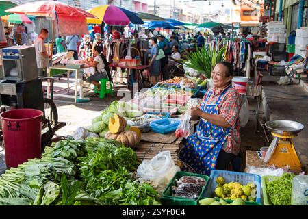Frisches Obst und Gemüse auf dem neuen Naklua Food Market in Naklua City neben Pattaya City und Provinz Chonburi in Thailand, Thailand, Pattaya, Stockfoto