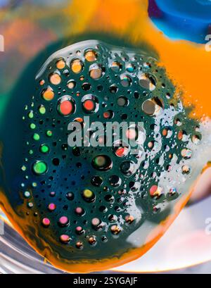 Abstrakte Farbe Blasen von Farbe als künstlerische Farbe Hintergrund Stockfoto